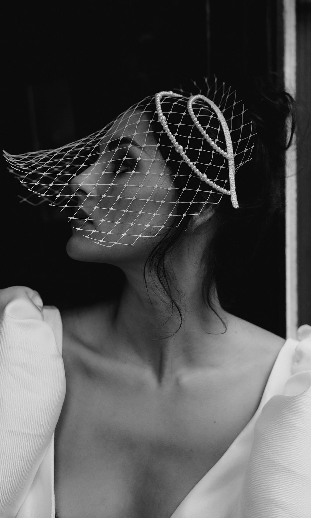 luxury wedding accessories couture headpiece bridal accessories designer wedding trends 2024 pearl headband veil
