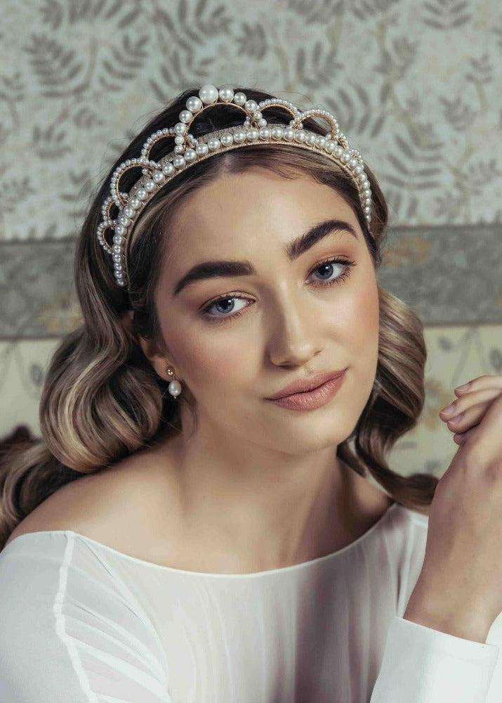 Aubrey Pearl Headband - AELESTEAubrey Pearl Headband#bridal_accessories##wedding_head_band##bridal_earring#