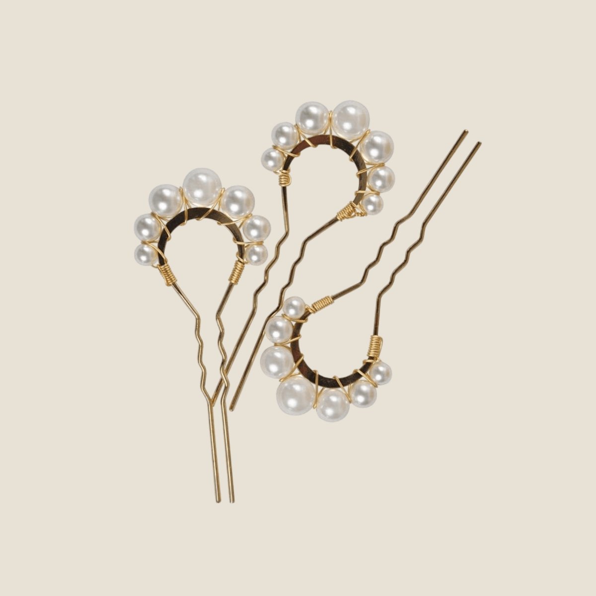 Dionne Pearl Pins - AELESTE WHOLESALEDionne Pearl PinsComb#bridal_accessories##wedding_head_band##bridal_earring#