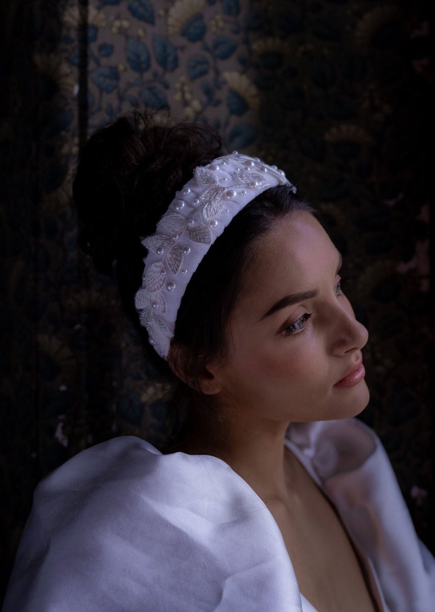 Marguerite Headband - AELESTEMarguerite HeadbandHeadband#bridal_accessories##wedding_head_band##bridal_earring#